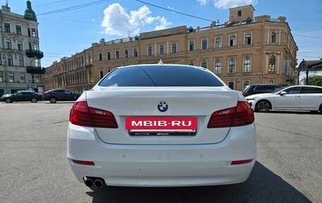 BMW 5 серия, 2014 год, 2 400 000 рублей, 6 фотография