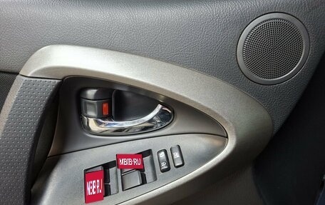 Toyota RAV4, 2011 год, 1 313 000 рублей, 18 фотография