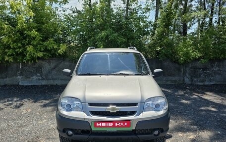 Chevrolet Niva I рестайлинг, 2014 год, 640 000 рублей, 3 фотография