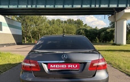 Mercedes-Benz E-Класс, 2012 год, 1 800 000 рублей, 5 фотография