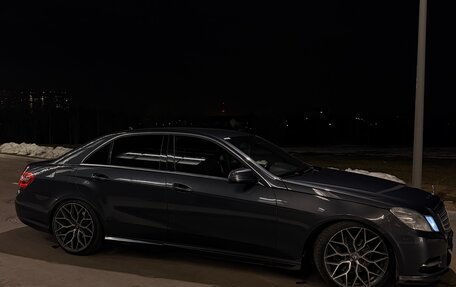 Mercedes-Benz E-Класс, 2012 год, 1 800 000 рублей, 14 фотография