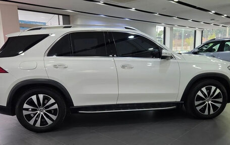 Mercedes-Benz GLE, 2024 год, 7 315 000 рублей, 3 фотография