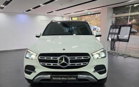 Mercedes-Benz GLE, 2024 год, 7 315 000 рублей, 2 фотография