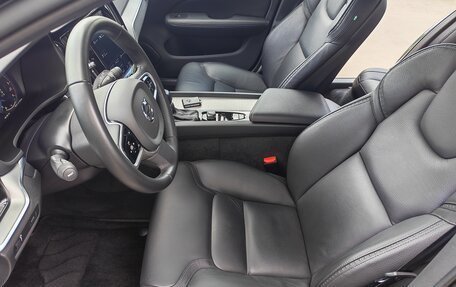 Volvo V60 Cross Country II, 2019 год, 3 750 000 рублей, 10 фотография