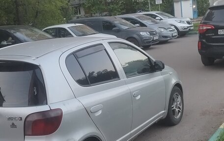 Toyota Yaris I рестайлинг, 2000 год, 180 000 рублей, 2 фотография