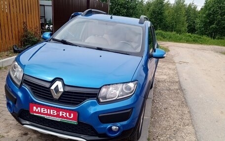 Renault Sandero II рестайлинг, 2018 год, 750 000 рублей, 1 фотография