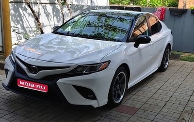 Toyota Camry, 2019 год, 2 500 000 рублей, 1 фотография