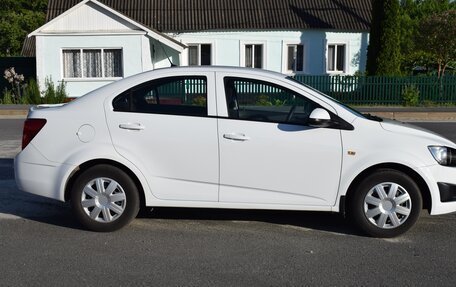 Chevrolet Aveo III, 2012 год, 615 000 рублей, 4 фотография