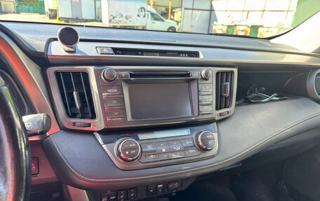 Toyota RAV4, 2013 год, 2 300 000 рублей, 3 фотография