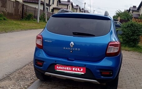 Renault Sandero II рестайлинг, 2018 год, 750 000 рублей, 2 фотография