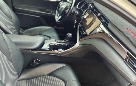 Toyota Camry, 2019 год, 2 500 000 рублей, 6 фотография