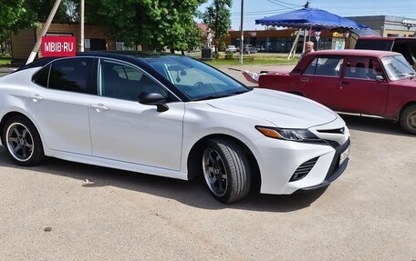 Toyota Camry, 2019 год, 2 500 000 рублей, 20 фотография