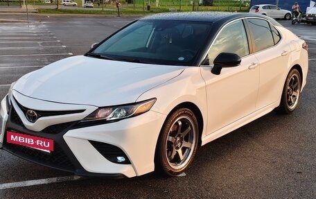 Toyota Camry, 2019 год, 2 500 000 рублей, 5 фотография