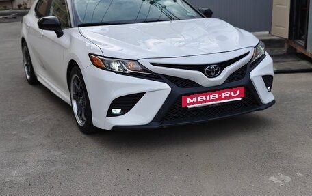 Toyota Camry, 2019 год, 2 500 000 рублей, 22 фотография