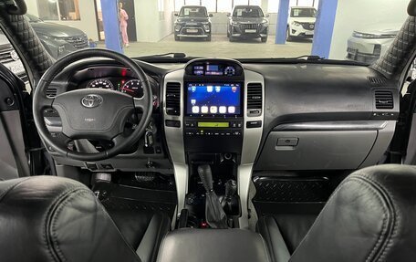 Toyota Land Cruiser Prado 120 рестайлинг, 2007 год, 2 150 000 рублей, 17 фотография