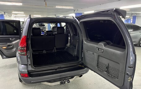 Toyota Land Cruiser Prado 120 рестайлинг, 2007 год, 2 150 000 рублей, 25 фотография