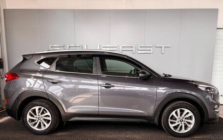 Hyundai Tucson III, 2018 год, 1 895 000 рублей, 3 фотография