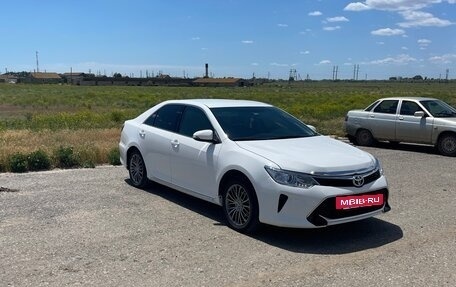 Toyota Camry, 2014 год, 1 650 000 рублей, 7 фотография