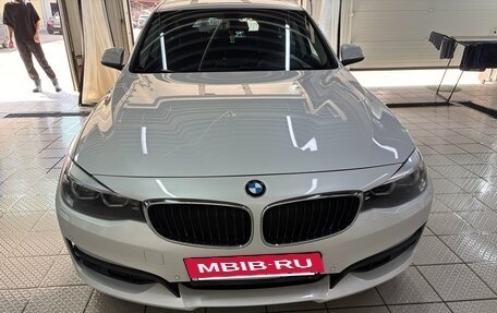 BMW 3 серия, 2019 год, 3 520 000 рублей, 14 фотография