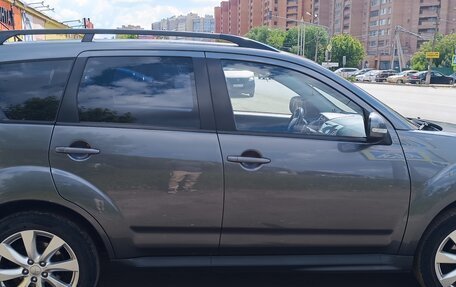 Mitsubishi Outlander III рестайлинг 3, 2011 год, 1 050 000 рублей, 17 фотография