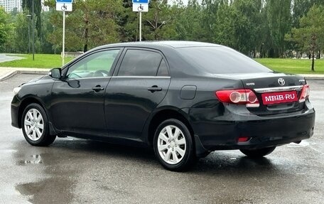 Toyota Corolla, 2011 год, 900 000 рублей, 4 фотография