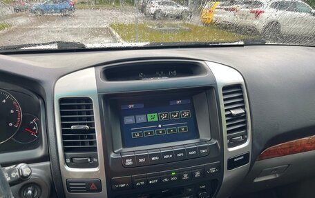 Toyota Land Cruiser Prado 120 рестайлинг, 2006 год, 2 150 000 рублей, 13 фотография