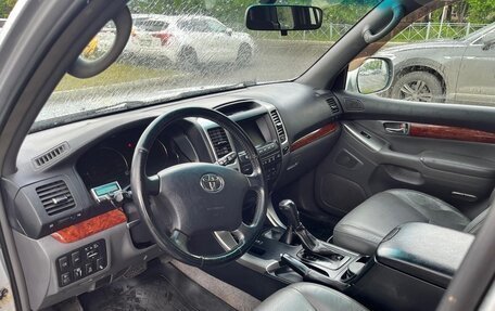 Toyota Land Cruiser Prado 120 рестайлинг, 2006 год, 2 150 000 рублей, 11 фотография