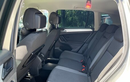 Volkswagen Tiguan II, 2017 год, 2 030 000 рублей, 8 фотография