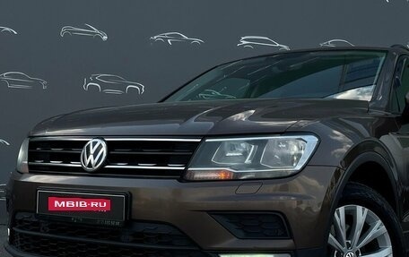 Volkswagen Tiguan II, 2017 год, 1 498 800 рублей, 24 фотография