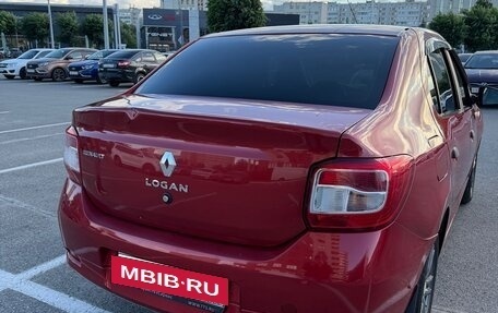 Renault Logan II, 2015 год, 730 000 рублей, 3 фотография