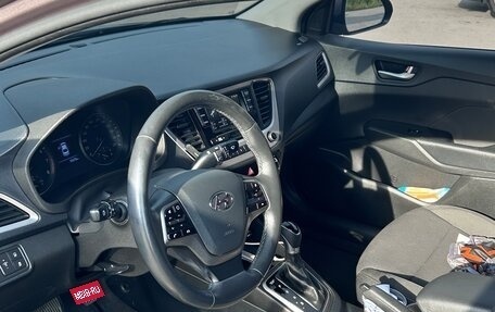 Hyundai Solaris II рестайлинг, 2018 год, 1 400 000 рублей, 8 фотография