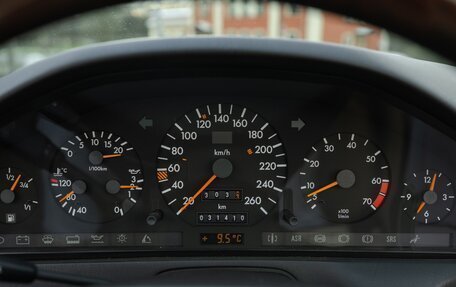 Mercedes-Benz SL-Класс, 1992 год, 17 949 000 рублей, 13 фотография