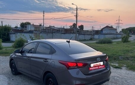 Hyundai Solaris II рестайлинг, 2018 год, 1 400 000 рублей, 7 фотография