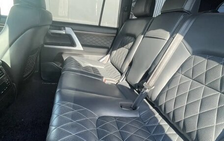 Toyota Land Cruiser 200, 2018 год, 6 500 000 рублей, 17 фотография