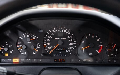 Mercedes-Benz SL-Класс, 1991 год, 17 949 000 рублей, 12 фотография