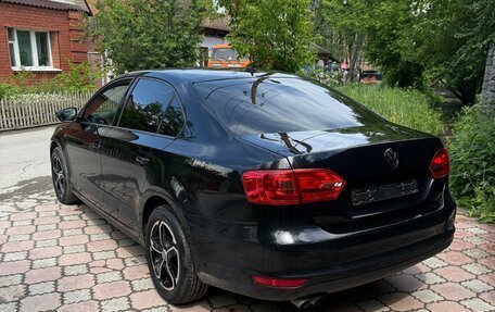 Volkswagen Jetta VI, 2012 год, 970 000 рублей, 4 фотография