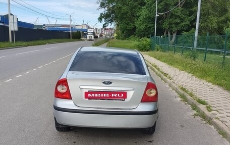 Ford Focus II рестайлинг, 2005 год, 450 000 рублей, 3 фотография
