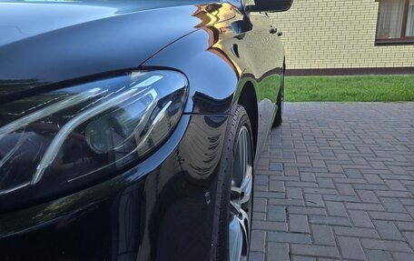 Mercedes-Benz E-Класс, 2018 год, 3 190 000 рублей, 4 фотография