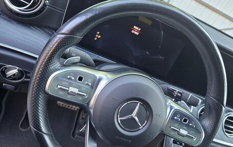 Mercedes-Benz E-Класс, 2018 год, 3 190 000 рублей, 7 фотография