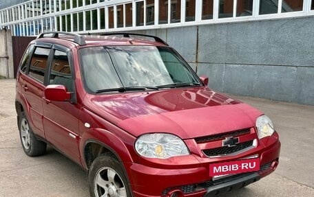 Chevrolet Niva I рестайлинг, 2011 год, 339 000 рублей, 2 фотография