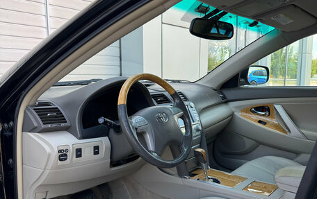 Toyota Camry, 2007 год, 1 100 000 рублей, 8 фотография