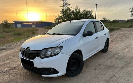 Renault Logan II, 2016 год, 245 000 рублей, 1 фотография