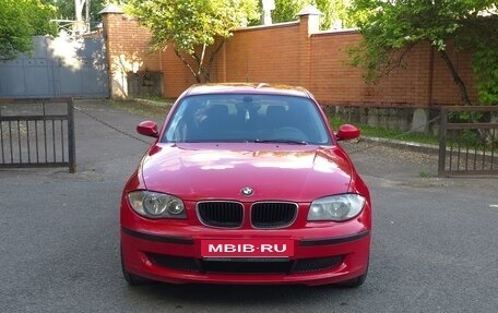 BMW 1 серия, 2009 год, 574 999 рублей, 16 фотография