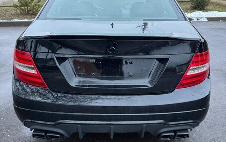Mercedes-Benz C-Класс, 2011 год, 1 000 000 рублей, 5 фотография