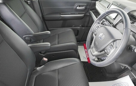Honda Freed II, 2021 год, 2 089 000 рублей, 12 фотография