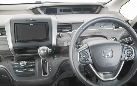 Honda Freed II, 2021 год, 2 089 000 рублей, 15 фотография