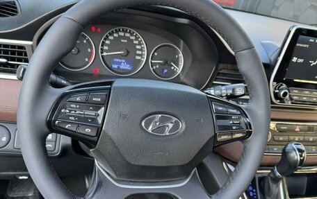 Hyundai Grand Starex Grand Starex I рестайлинг 2, 2019 год, 3 500 000 рублей, 12 фотография
