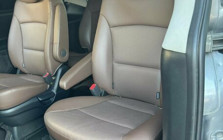 Hyundai Grand Starex Grand Starex I рестайлинг 2, 2019 год, 3 500 000 рублей, 28 фотография