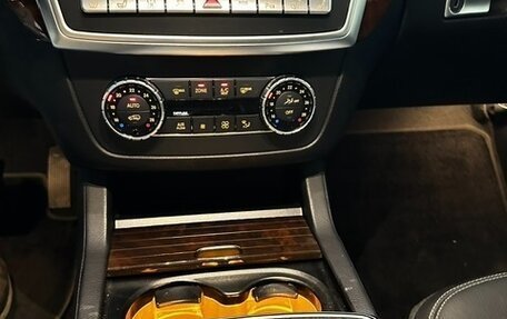 Mercedes-Benz GL-Класс, 2015 год, 4 800 000 рублей, 8 фотография