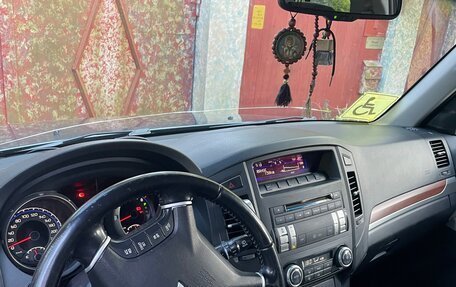 Mitsubishi Pajero IV, 2007 год, 1 630 000 рублей, 8 фотография